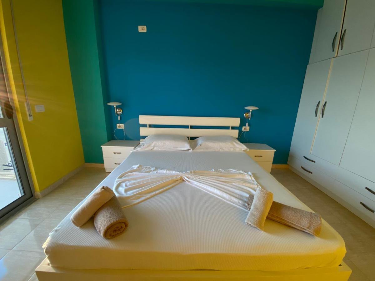 White Sea View Residence 2 Sarandë エクステリア 写真