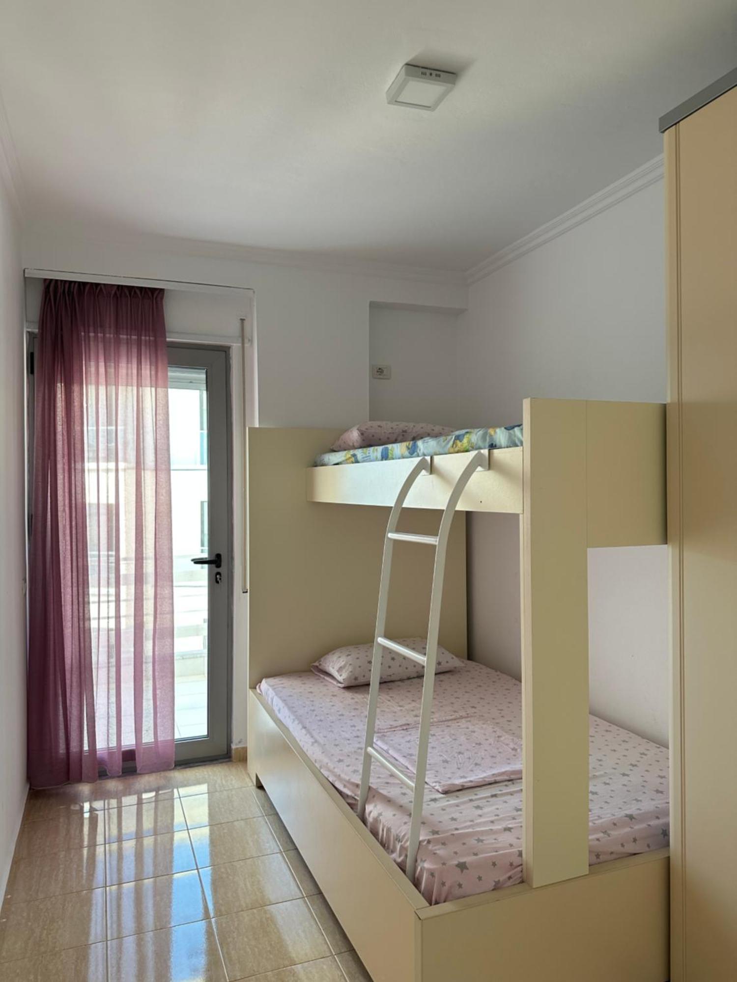 White Sea View Residence 2 Sarandë エクステリア 写真