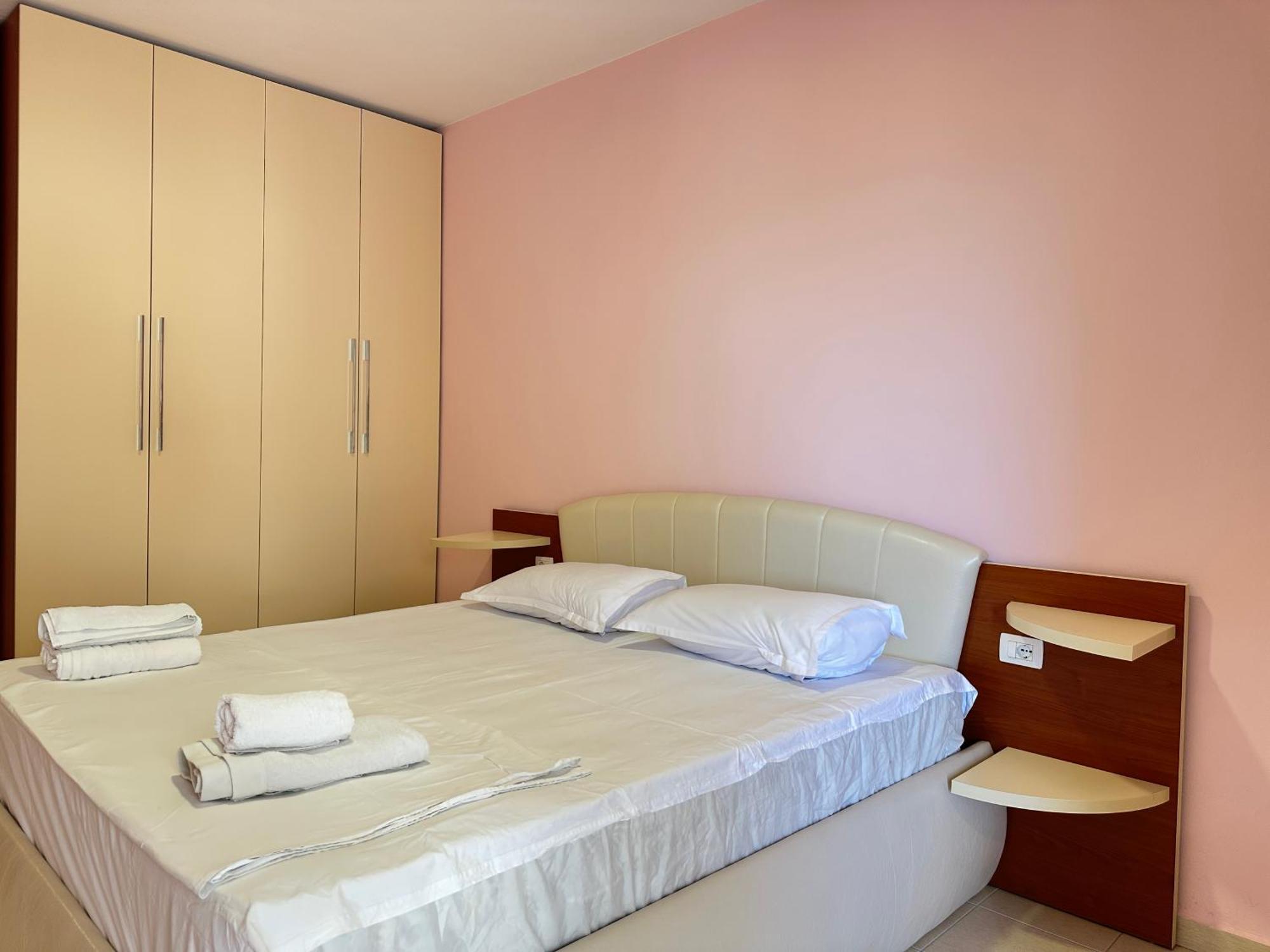 White Sea View Residence 2 Sarandë エクステリア 写真