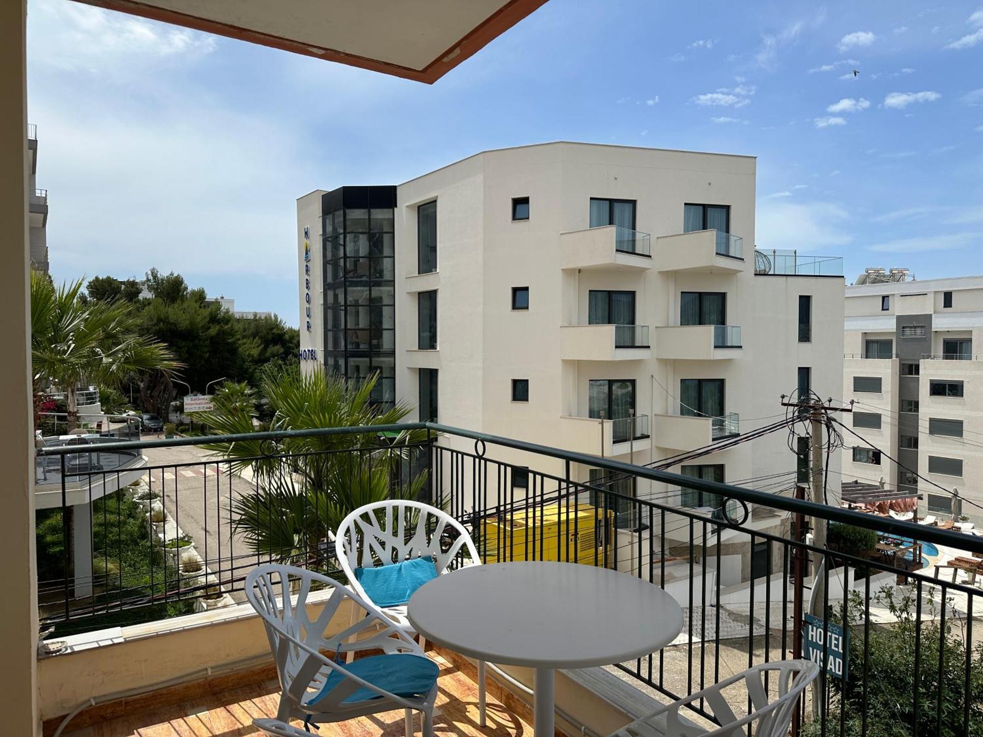 White Sea View Residence 2 Sarandë エクステリア 写真