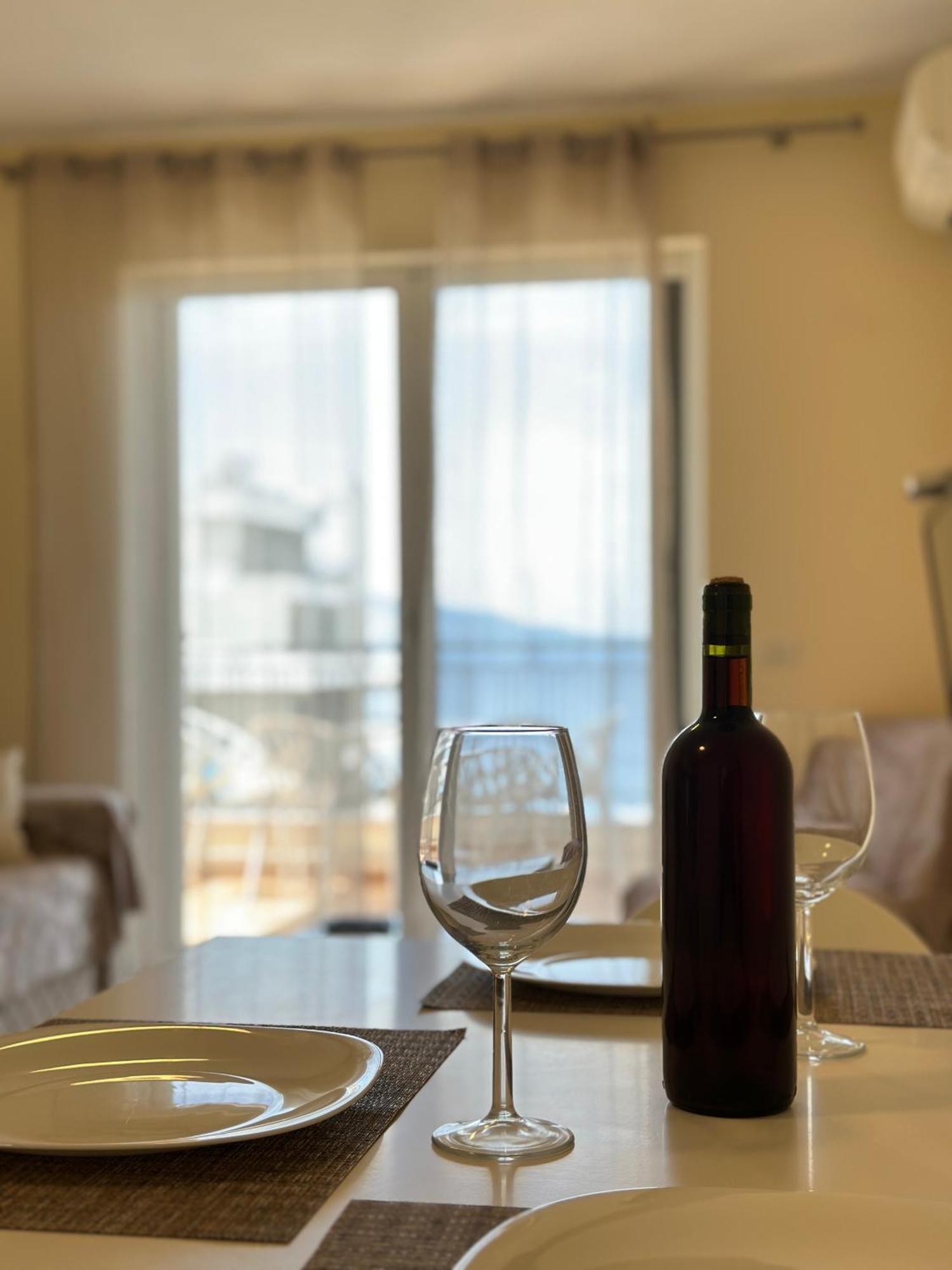 White Sea View Residence 2 Sarandë エクステリア 写真